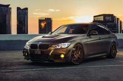 开云体育登录-英超争冠之夜，老式节拍器在现代足球中的完美回响—布鲁诺如何为全队设定必胜节奏