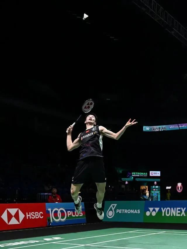 丹麦羽毛球队力克印尼羽毛球队，桃田贤斗爆发神勇