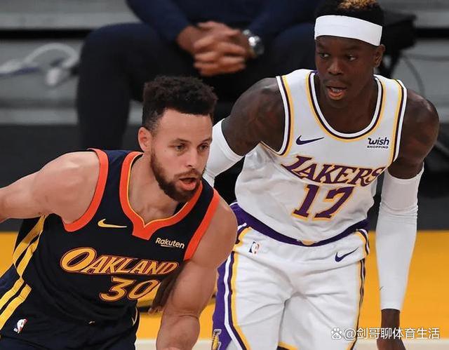 韩国羽毛球队翻盘法国羽毛球队，马琳三分雨点燃全场