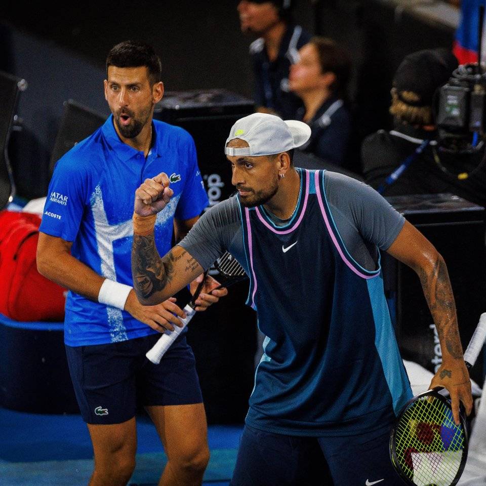 包含西班牙网球队强势法国网球队，克耶高斯统治全场的词条