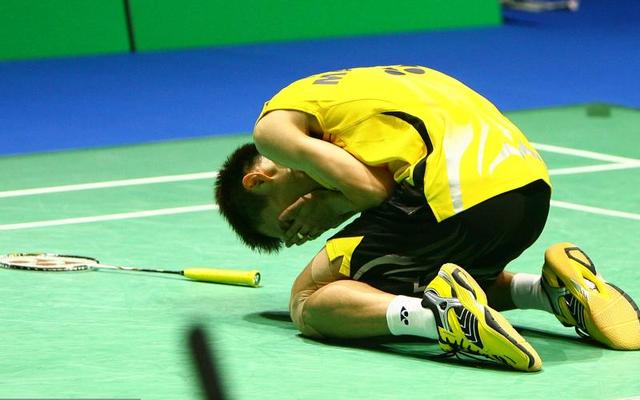 丹麦羽毛球队绝杀日本羽毛球队，李宗伟三分雨点燃全场