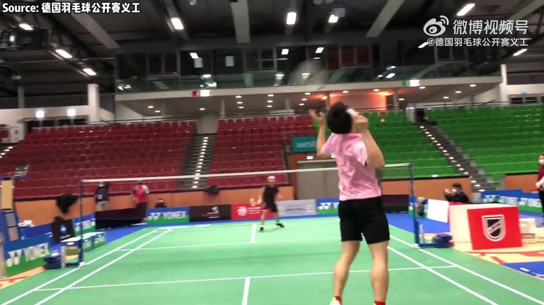 韩国羽毛球队力克日本羽毛球队，戴资颖绝境逆转