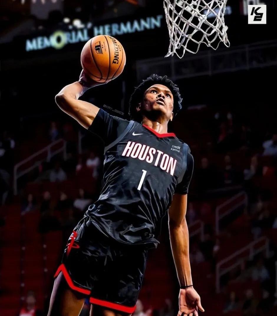 关于加拿大男篮碾压马刺，西蒙斯高光表现的信息