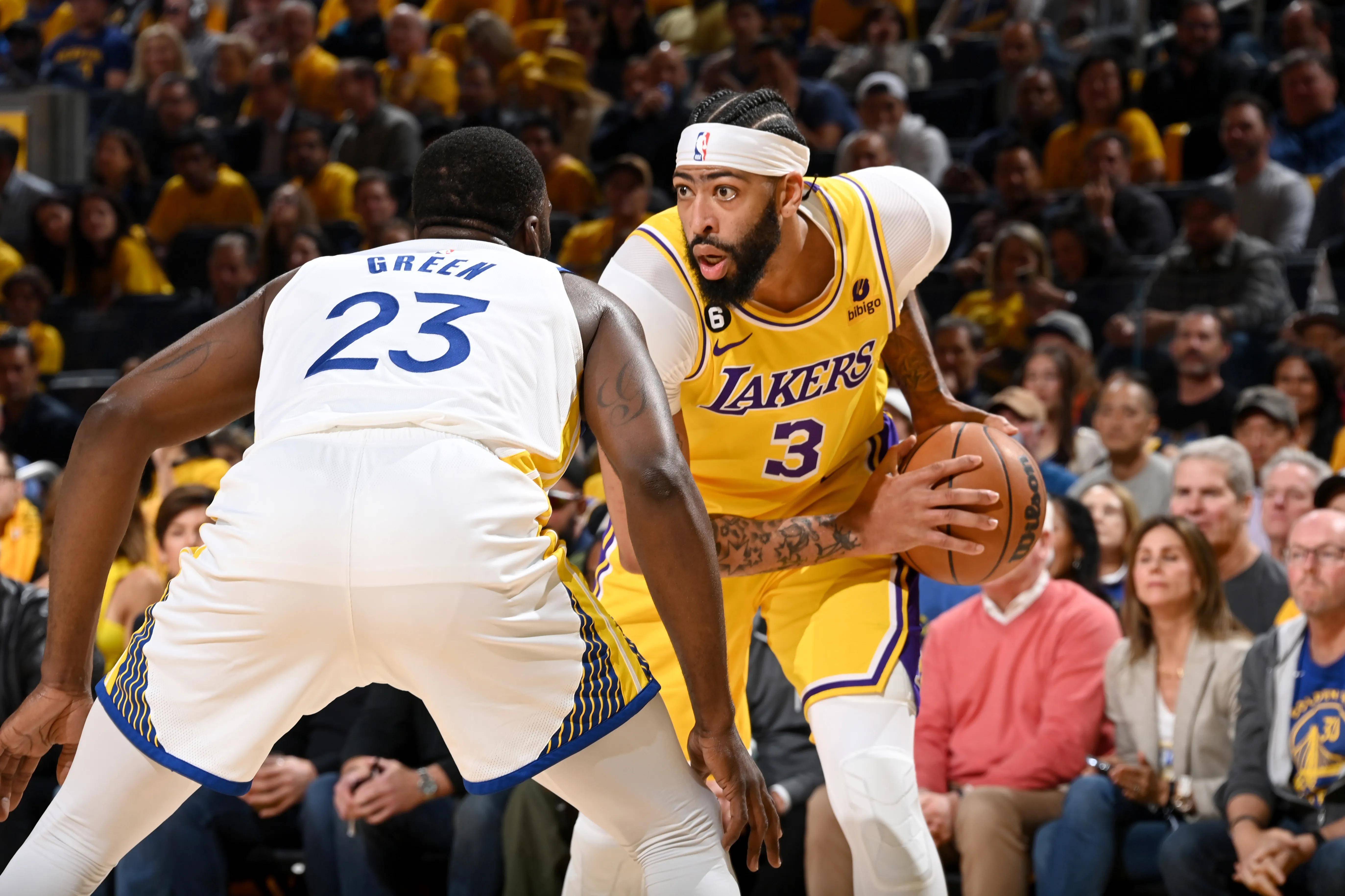 76人绝杀湖人，浓眉完成帽子戏法的简单介绍