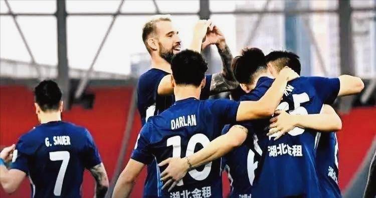 滚球预测官方公布最新积分榜,悬念再起的简单介绍 滚球预测官方公布最新积分榜,悬念再起的简单介绍