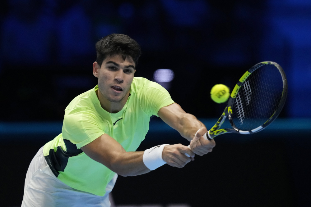 ATP总决赛碾压联合杯，阿尔卡拉斯点燃赛场