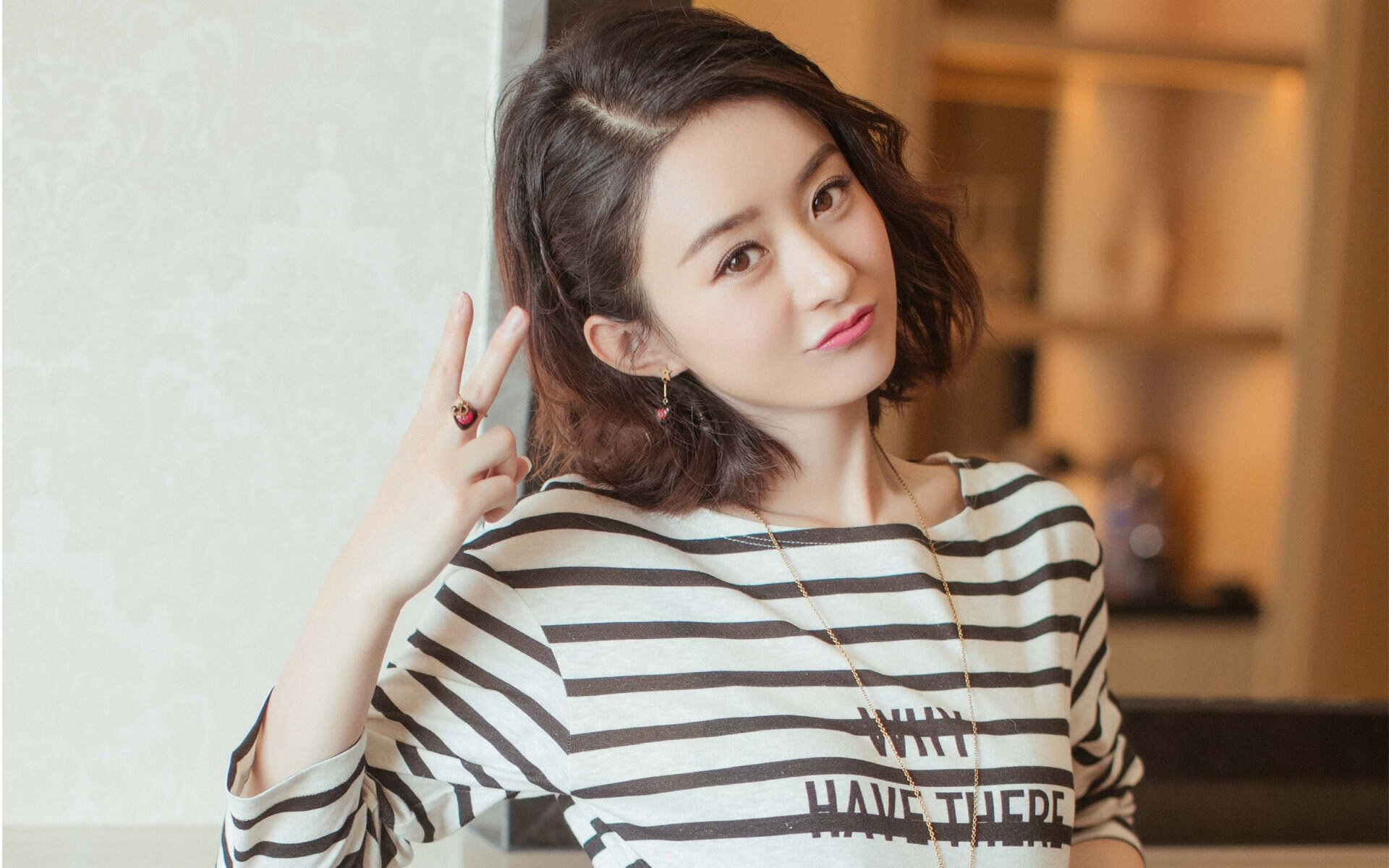 樱花破冰，当日本队逆转瑞典，樊振东凭什么是那根定海神针？