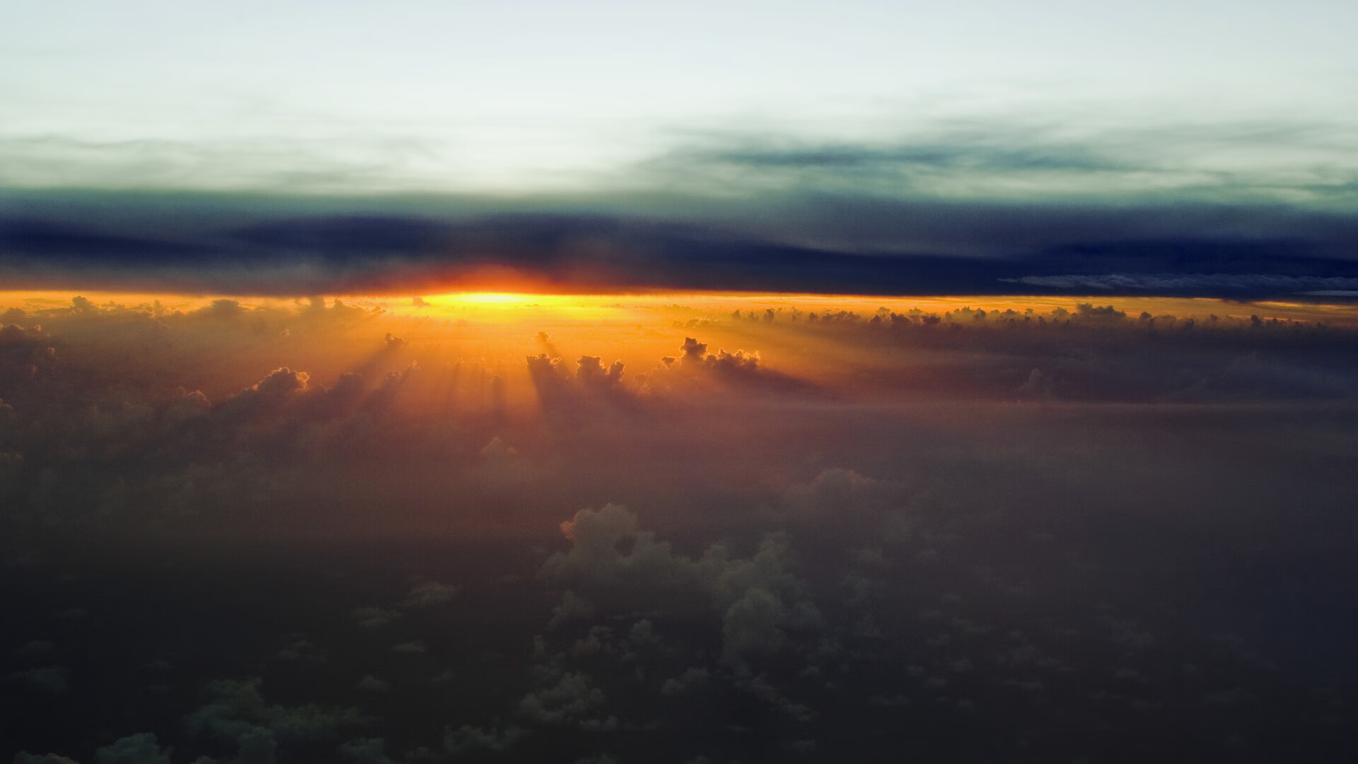 F1赛场新篇章，阿隆索统治全场，红牛二队逆转梅赛德斯