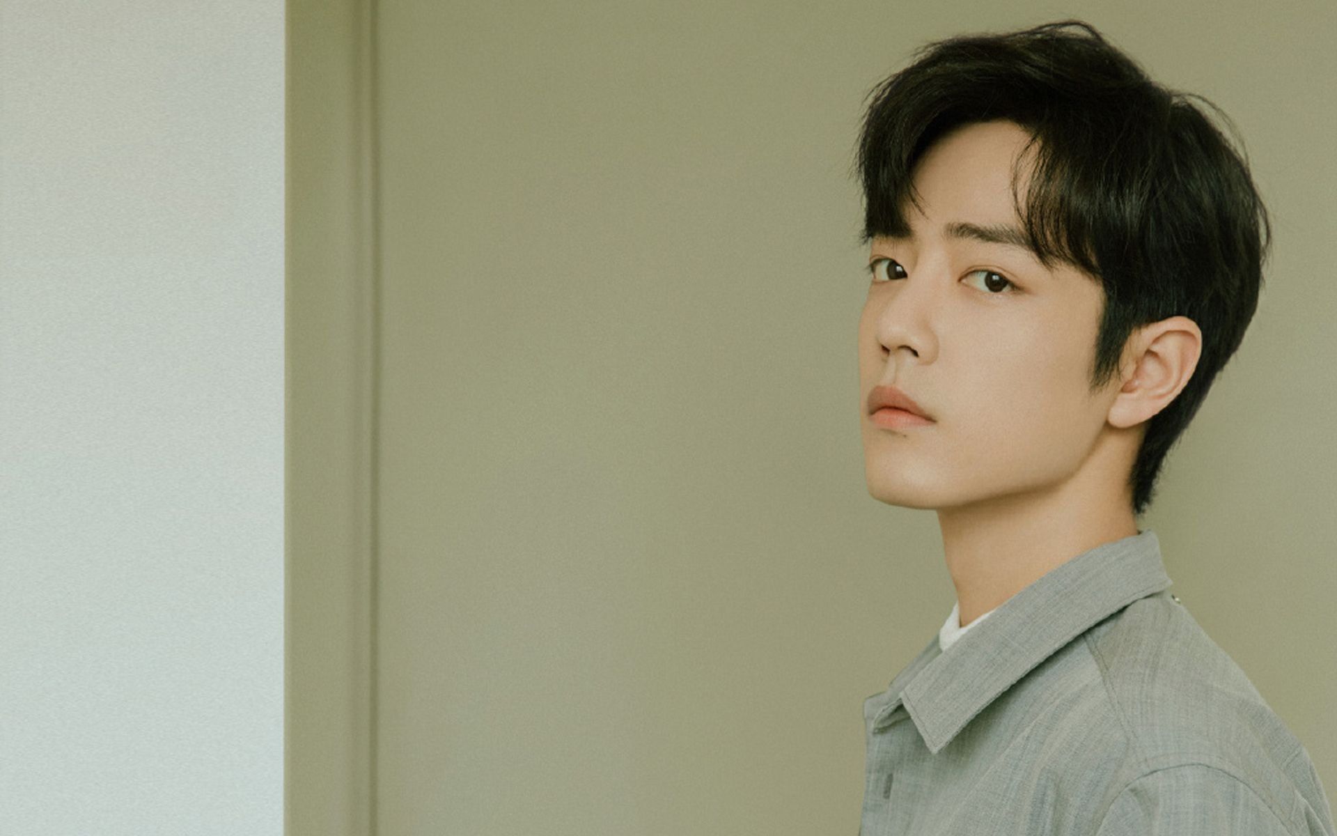 跨界胜利日，马刺篮坛称雄，东契奇F1赛道夺魁