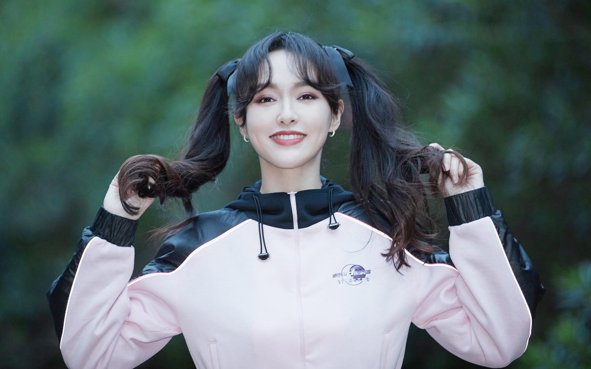 唯一性的诠释,F1年度争冠焦点战与魔术战胜骑士的争冠启示