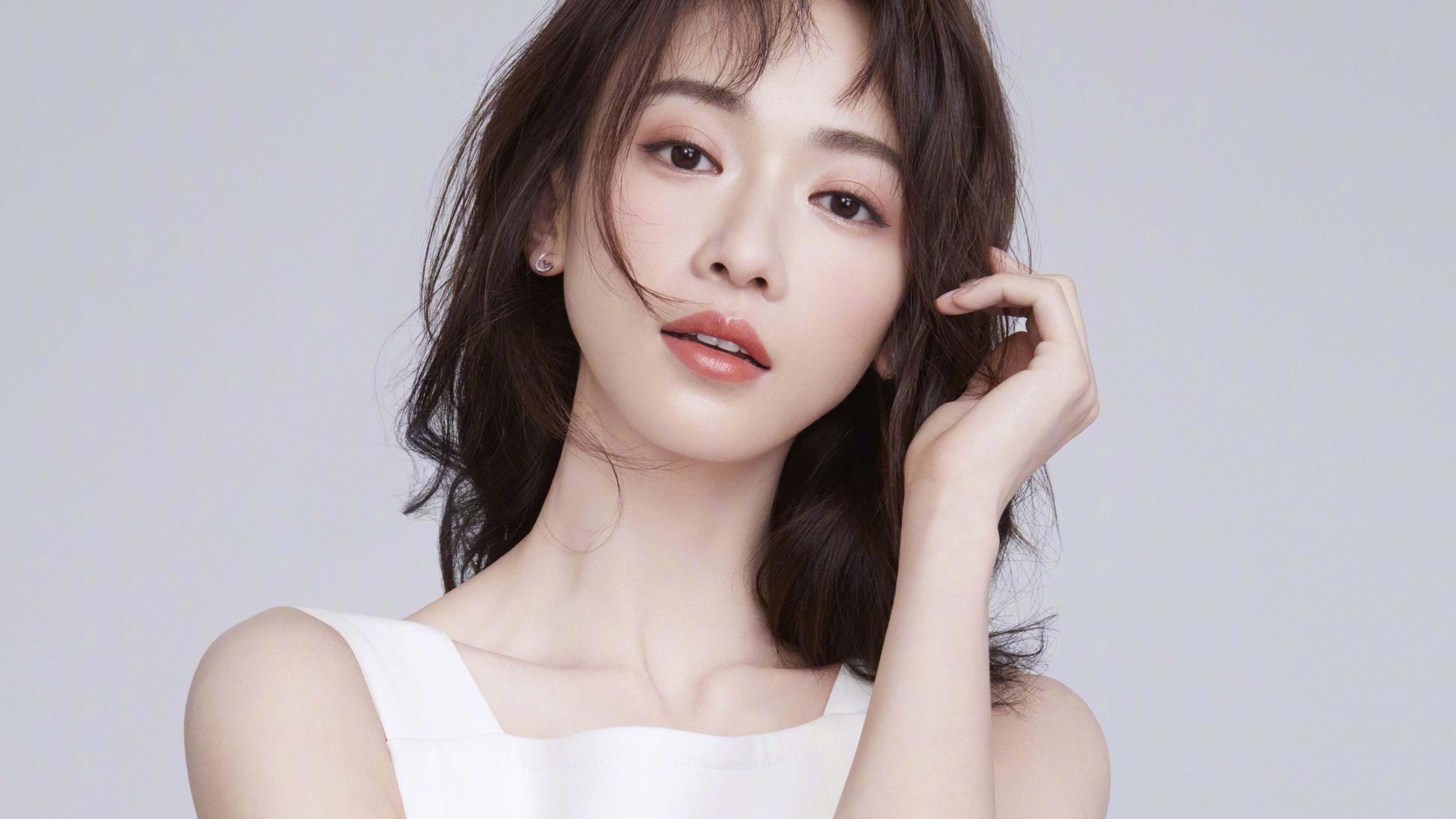 钢铁碾压美学,米切尔用独行侠气质强压76人