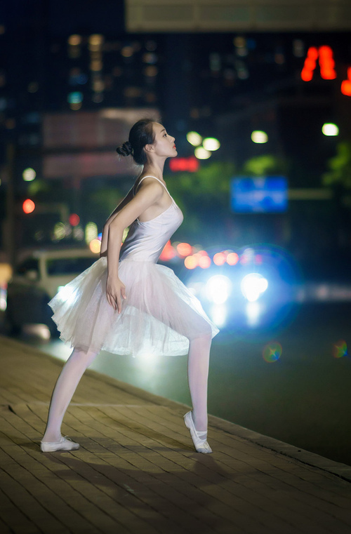 星光熠熠!阿劳霍惊艳四座,摩纳哥轻取尼日利亚