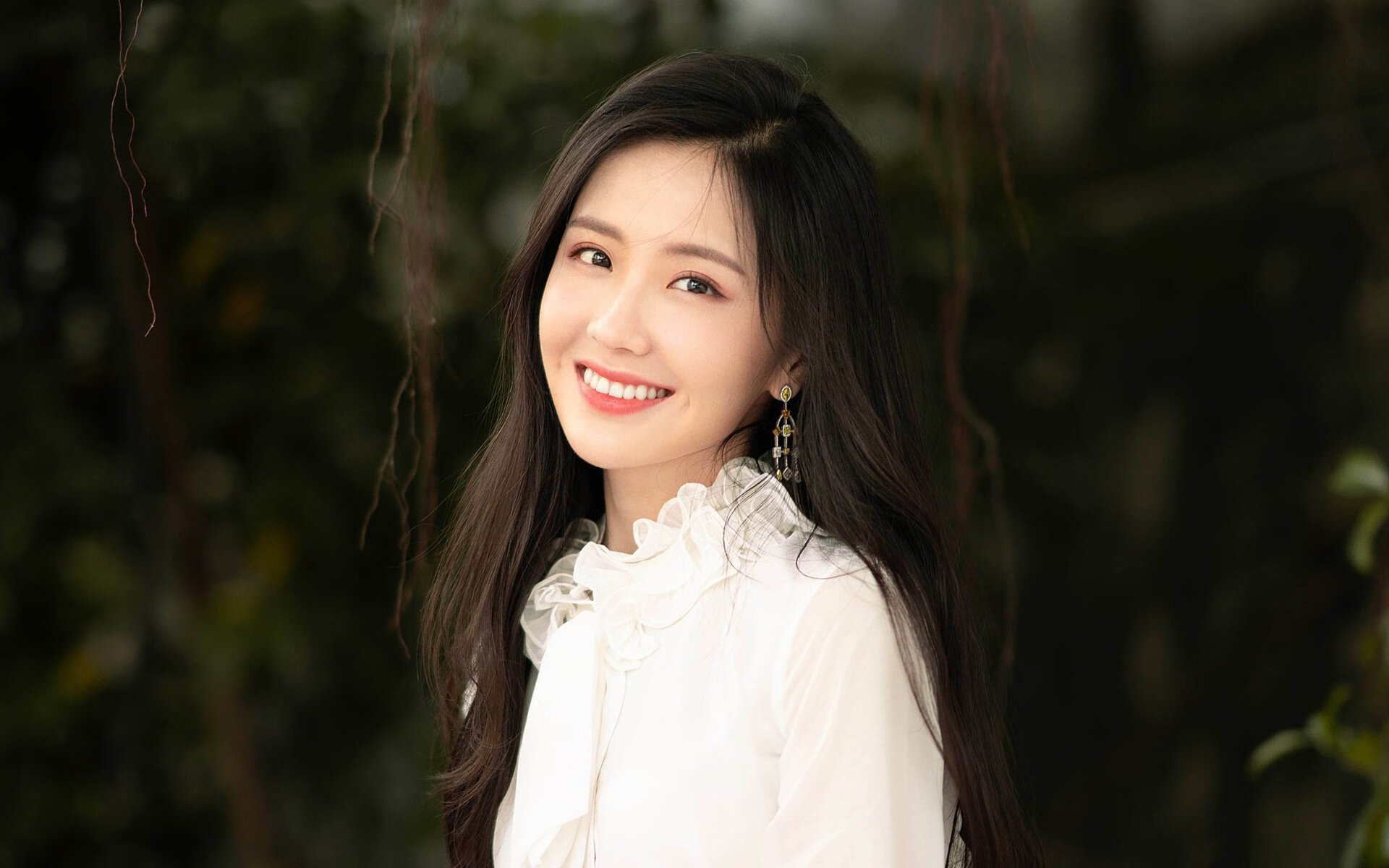 黄金一瞬,永恒回响,伊萨克那一脚如何终结黄潜,定义哥斯达黎加足球的独特信条